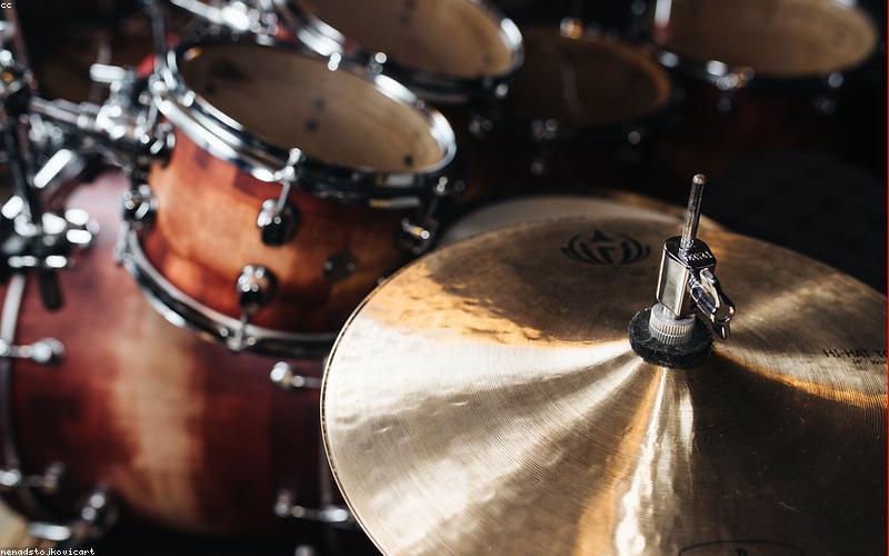Kỹ Thuật Mixing Chuẩn Quốc Tế: Bí Quyết Của iSingVN